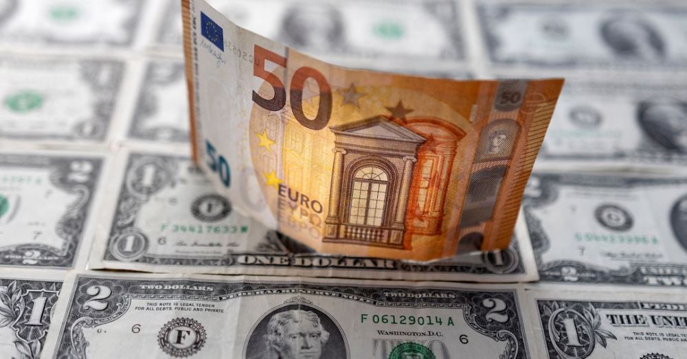 Euro arrin nivelin me te ulet historik ne tregun e kembimit valutor